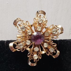 Vintage Art Deco Purple Clear Crystal Rhinestone Floral Filigree Starburs Brooch